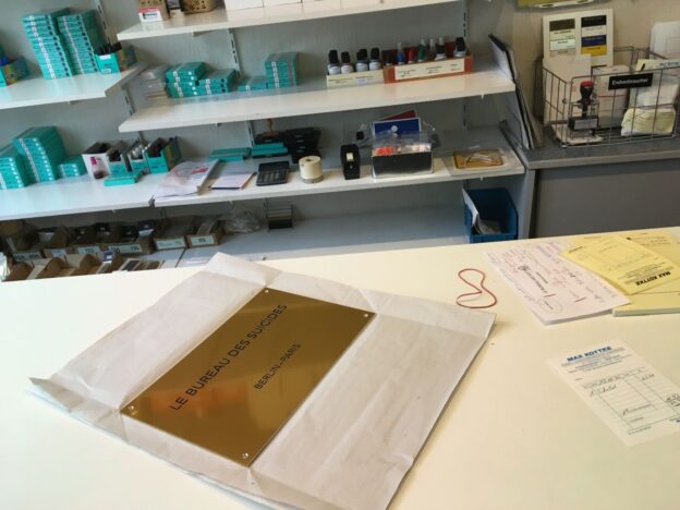 Eröffnung des BUREAU DES SUICIDES BERLIN - PARIS