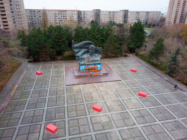 Gespräch »Vom Denkmal zum Denkort«