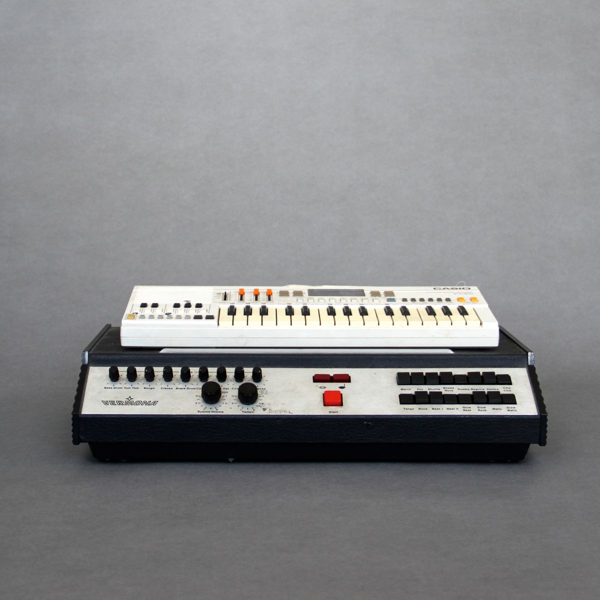 FÄLLT AUS: Ornament und Verbrechen | Session I